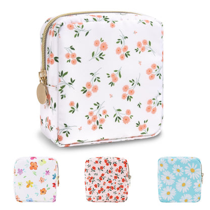 UIXIZQ Waterproof Small Pencil Case Makeup Bag for Purse,Cute Pencil Pouch Preppy Nylon Makeup Brush Holder with Zipper,Girls Portable Storage Case Small Pen Bag for Office(Slim-Black)
