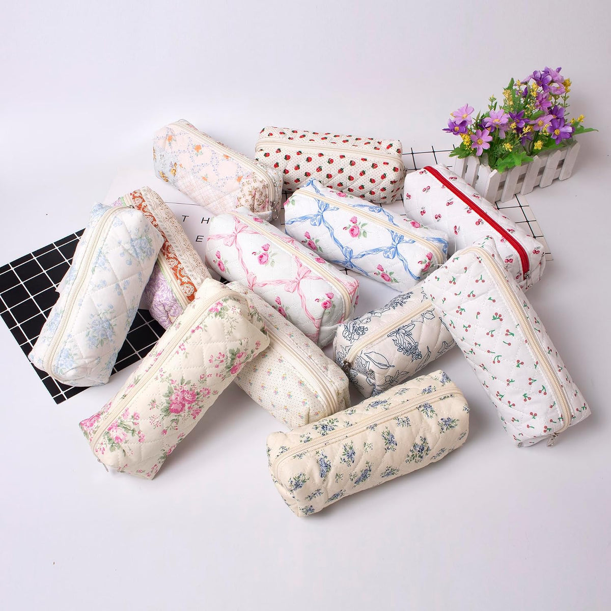 Pencil Case Office College School Storage Bag Pouch Holder Box Organizer Makeup Pouch Cosmetic Bag Aesthetic Cute Pen Case for Girls Boys Kids (Pink floral prints)